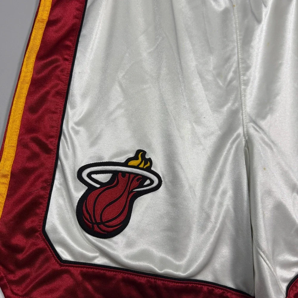 Adidas Miami Heat Basketball Shorts Mens Size 44 White Red Yellow Sportswear